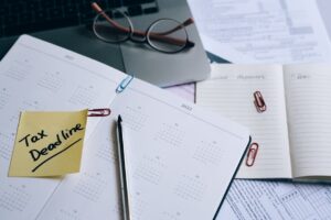 桑迪兰兹回应不当行为指控的最后期限已到