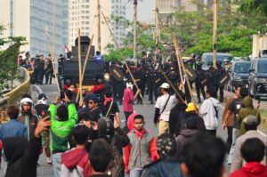 悉尼警方计划在抗议人群达到6000人时驱散
