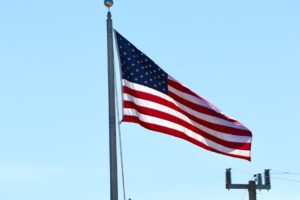 美国潜艇击沉伊朗军舰、海平面高度被低估、牛奶重新受欢迎