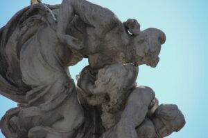 Art meets architecture in this Melbourne home designed to survive a flood