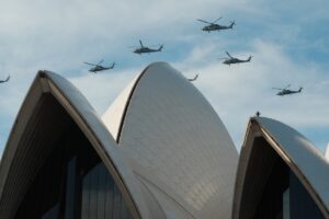 Aussies continue to fly through Middle East despite safety risks