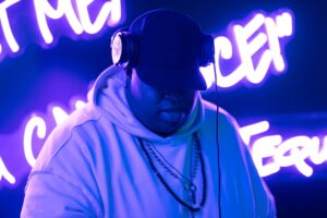 Bank chief sounds alarm on recession fears