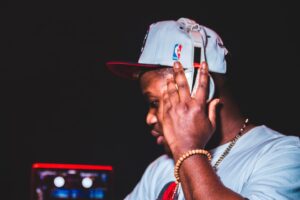 Bank chief sounds alarm on recession fears