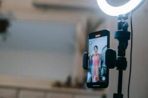 Influencer attacked during livestream in NYC