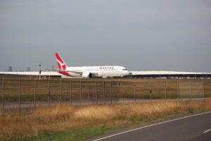Qantas flight from Canberra to Perth diverted to Adelaide after passengers fall ill from mechanical smell