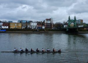 Rowing-Cambridge win men's boat race, Oxford end wait for women's victory