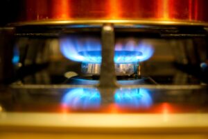 Taylor says 25% gas levy would shut industry; more unopened votes in SA – as it happened