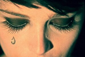 Tears for Ugle-Hagan as ex-Bulldog prepares to make Suns debut