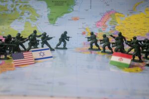 US politics, Iran war live: Iran, US both claim to control Strait of Hormuz as attacks resume