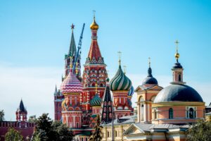 Russia ignores Ukraine's unilateral ceasefire and attacks kindergarten