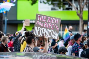 As threats against polticians rise, should taxpayers foot the bill for security?