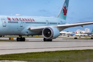 Air Canada pilot accused of flying for 17 years without correct licence