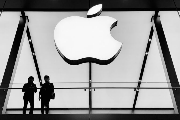 苹果公司CEO称赞澳大利亚社交媒体禁令