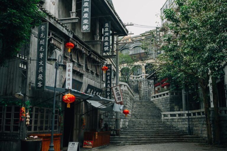 摩纳哥爆炸事件致三人受伤