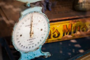 Miners, banks weigh down ASX amid Middle East tensions