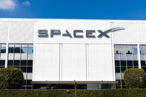 SpaceX bankers prepare for potential $20 billion bond offering, sources say