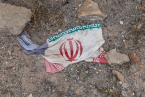 Fighting escalates as Iran and US jostle for control of Strait of Hormuz