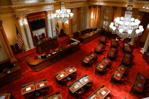 Liberal senator speaks out against Taylor's budget reply
