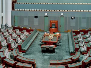 Coalition split on Andrew Bragg speech as South Australian senator Andrew McLachlan urges colleagues to ‘follow his lead’